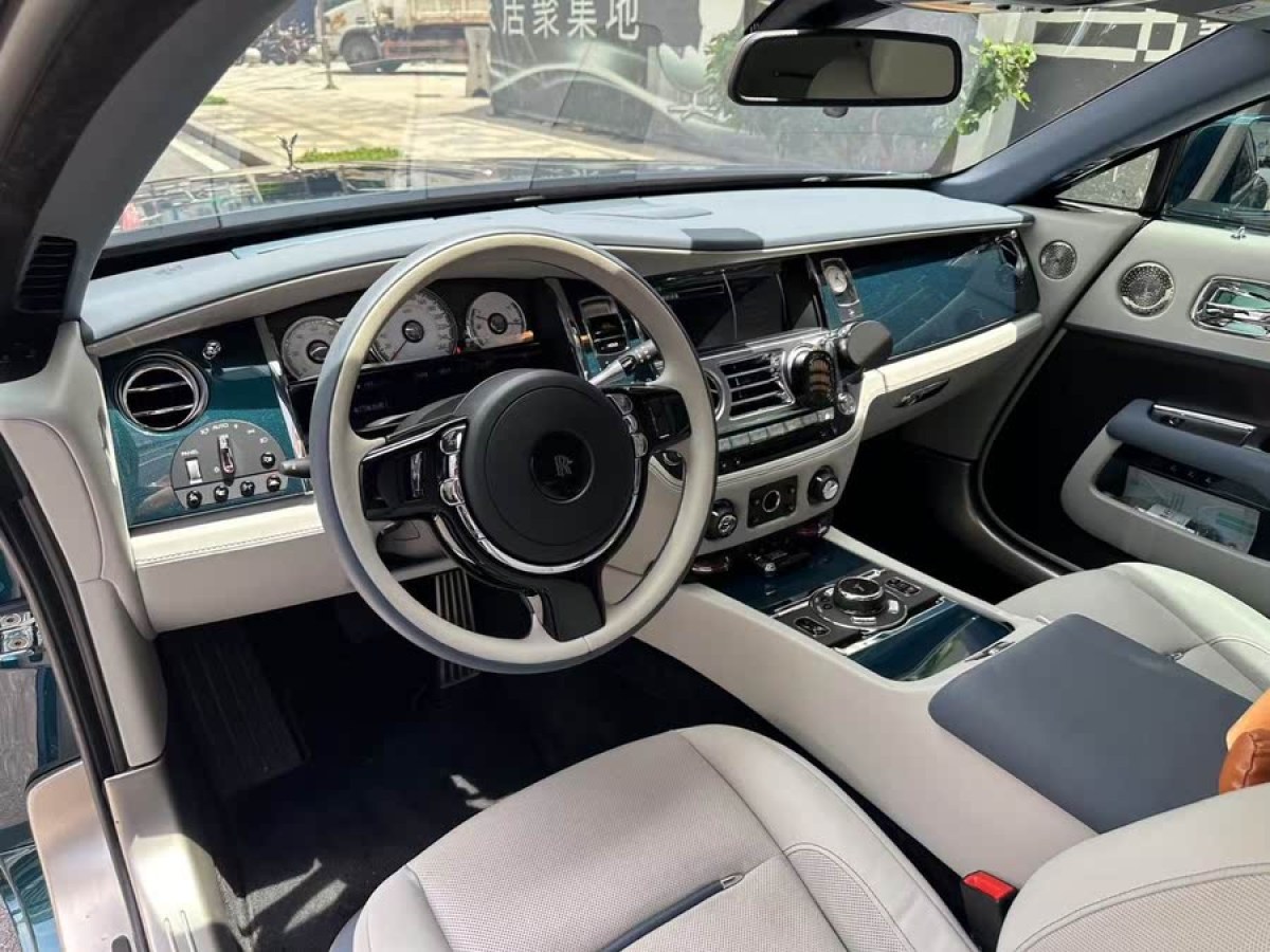 勞斯萊斯 魅影  2018款 6.6T Black Badge 圖片