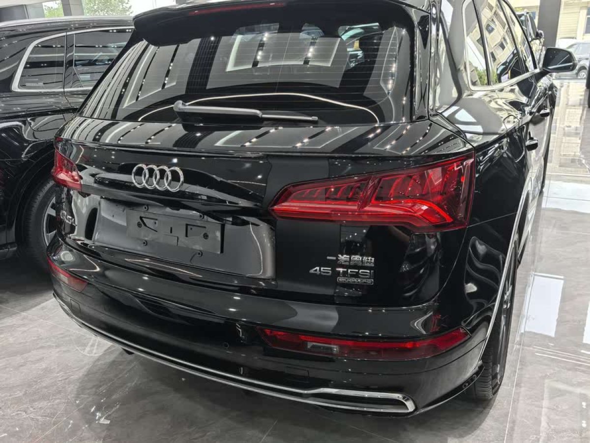 奧迪 奧迪Q5L  2018款  40 TFSI 榮享時尚型 國VI圖片