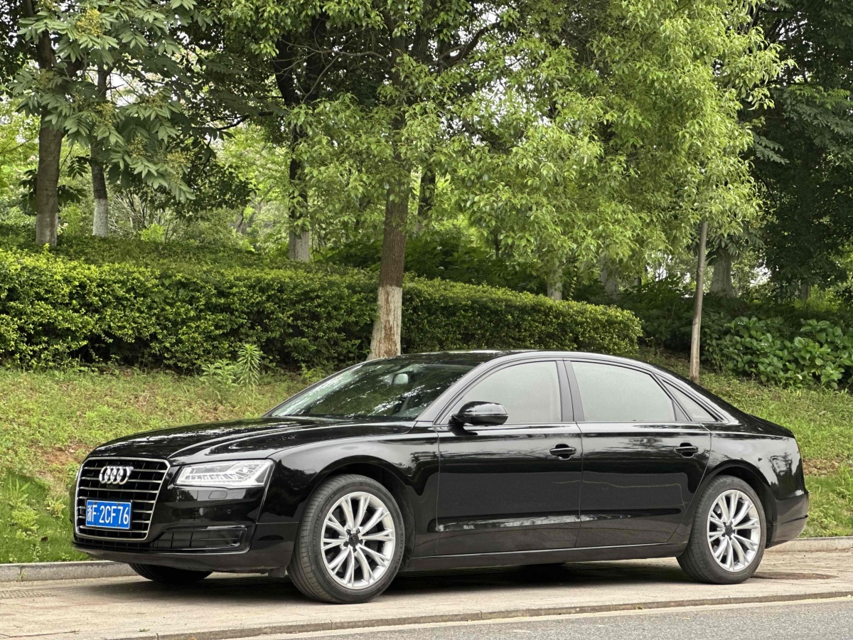 奧迪 奧迪A8  2014款 A8L 45 TFSI quattro豪華型圖片