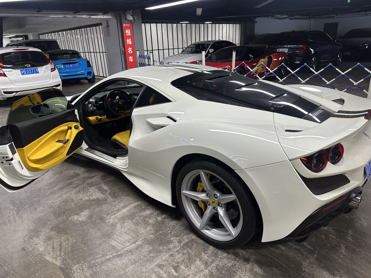 法拉利 F8 Tributo  2019款  3.9T V8圖片