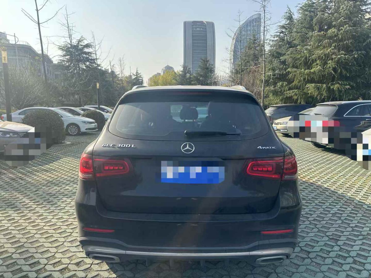 奔馳 奔馳GLC  2021款 GLC 300 4MATIC 轎跑SUV圖片