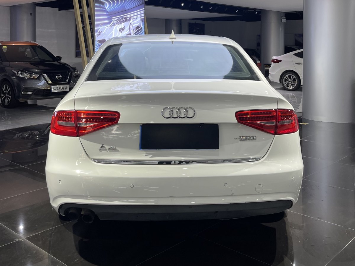 奧迪 奧迪A4L  2013款 35 TFSI 自動標準型圖片