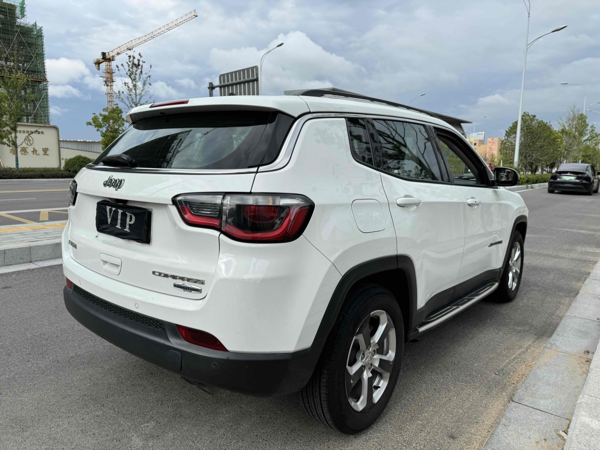 Jeep 指南者  2019款 200T 自動(dòng)家享-互聯(lián)大屏版圖片