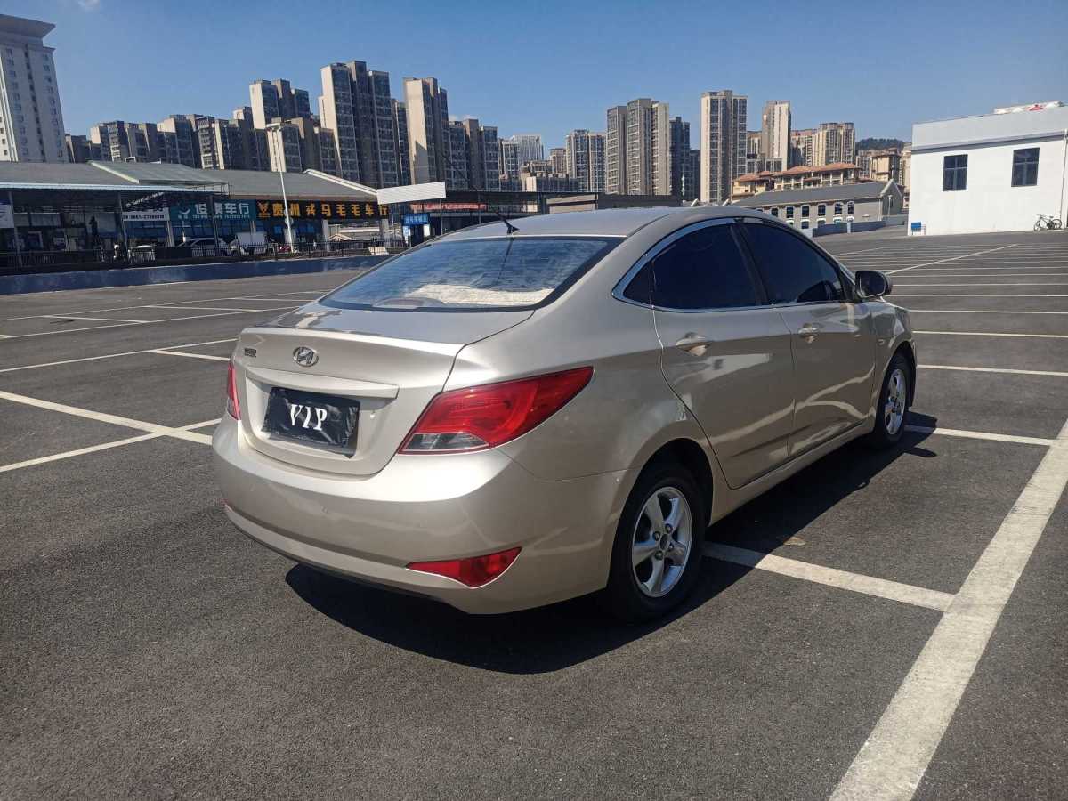 2014年10月現(xiàn)代 瑞納  2014款 1.4L 手動智能型GLS