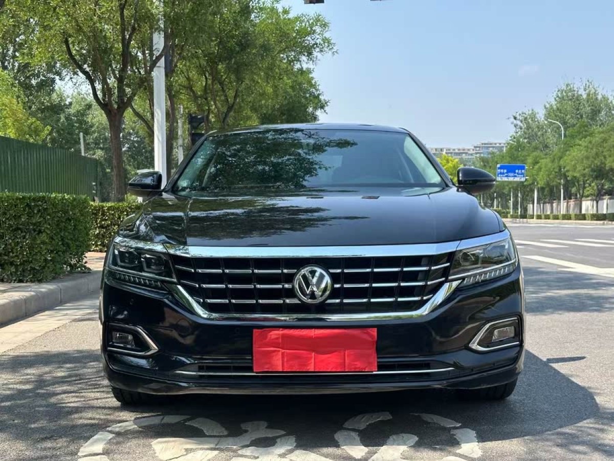 大眾 帕薩特  2019款 330TSI 豪華版 國(guó)VI圖片