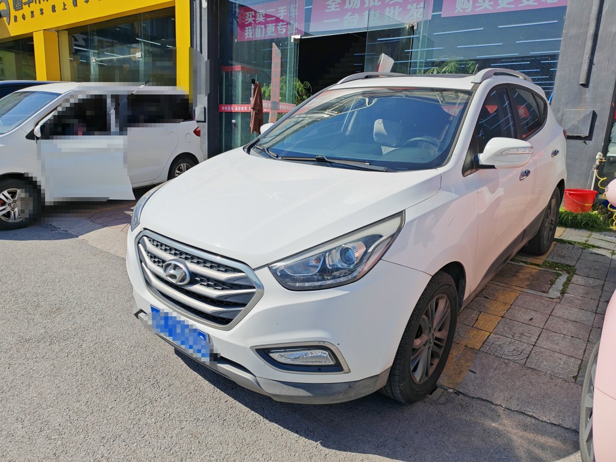 2015年2月現(xiàn)代 ix35  2015款 2.0L 自動兩驅(qū)智能型 國V