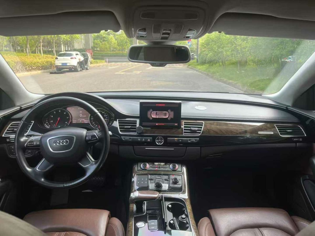 奧迪 奧迪A8  2011款 A8L W12 6.3 FSI quattro圖片