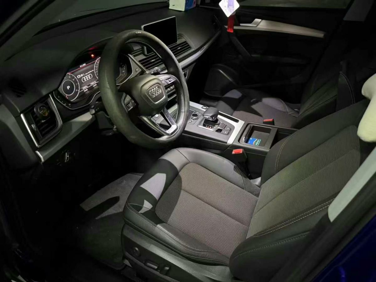 奧迪 奧迪Q3  2019款  35 TFSI 時尚動感型圖片