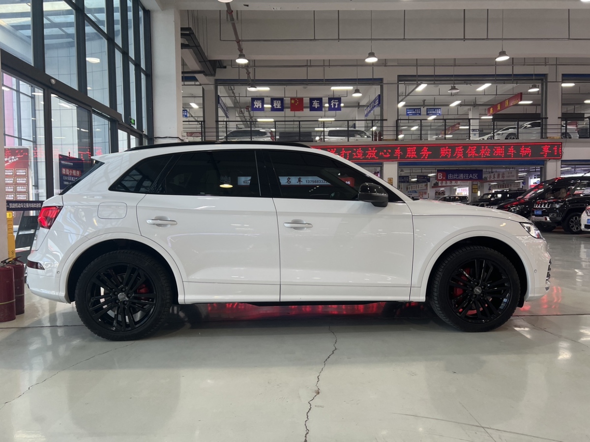 奧迪 奧迪Q5L  2020款 改款 40 TFSI 榮享時尚型圖片