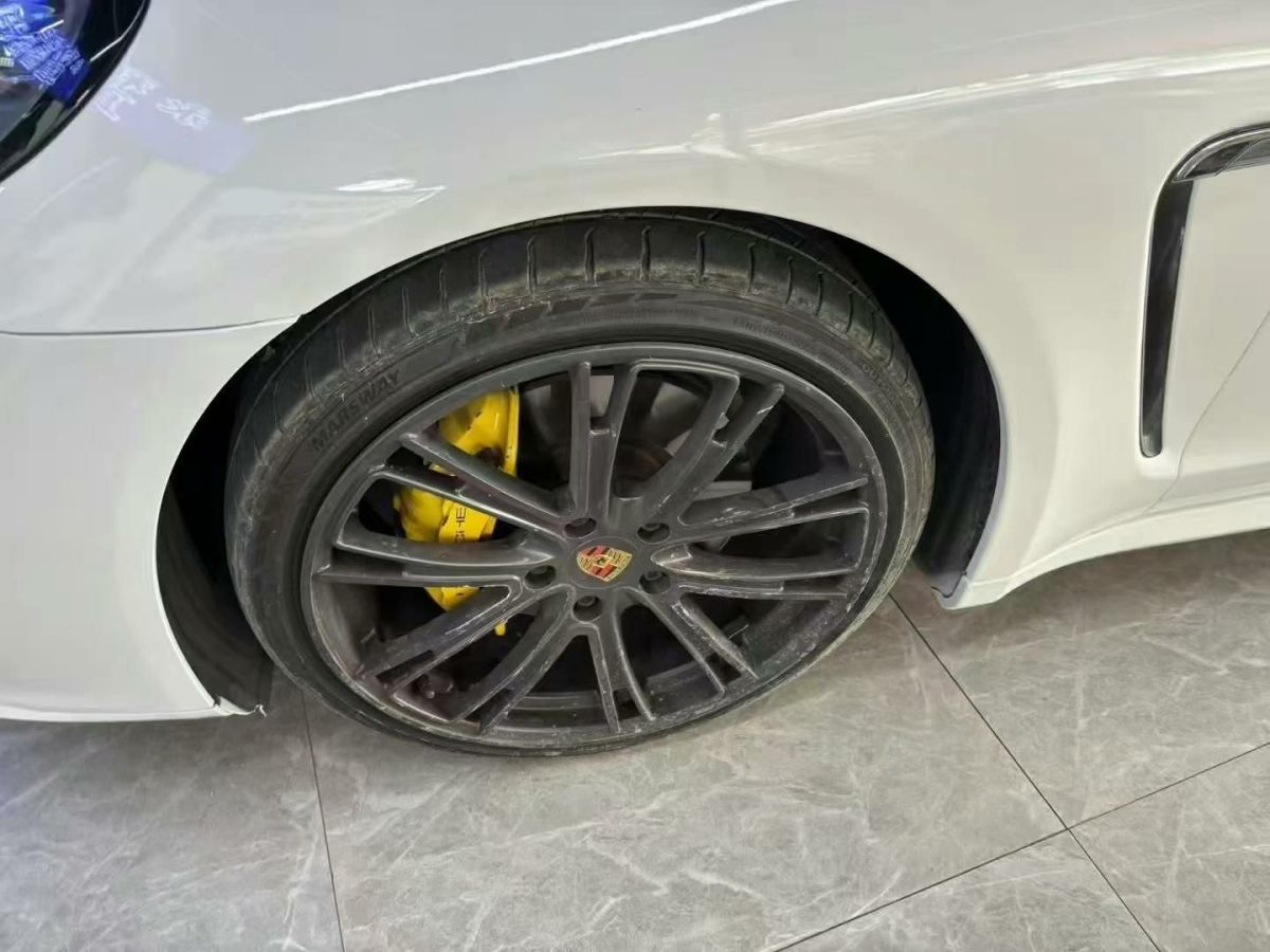 保時(shí)捷 911  2014款 Turbo 3.8T圖片