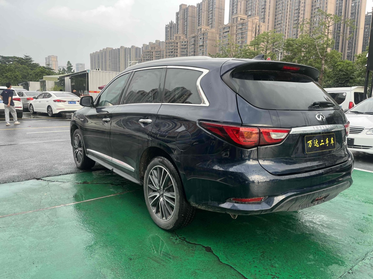 英菲尼迪 QX60  2020款 2.5 S/C Hybrid 兩驅(qū)卓越版 國VI圖片