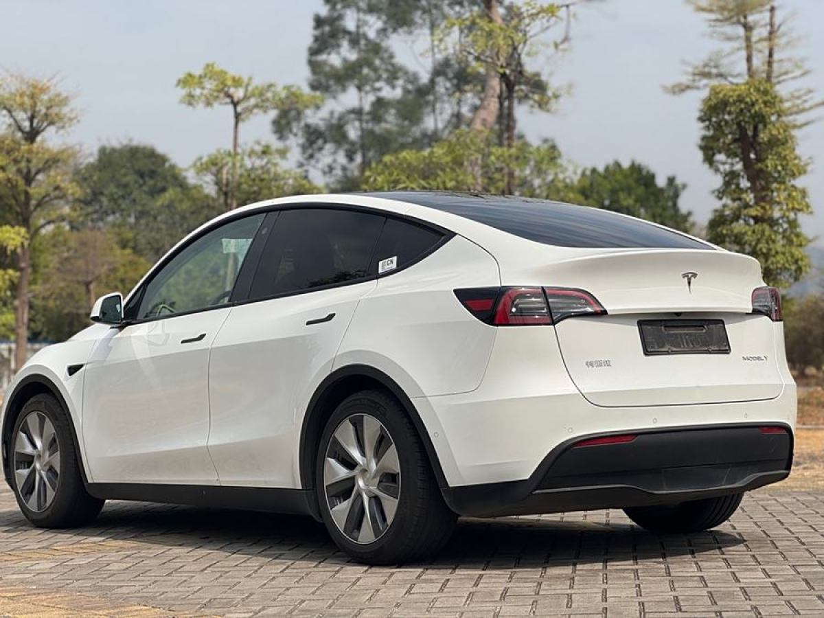 2021年9月特斯拉 Model 3  2021款 改款 標(biāo)準(zhǔn)續(xù)航后驅(qū)升級(jí)版