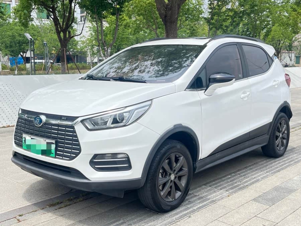 比亞迪 元新能源  2019款 EV360 智聯(lián)領(lǐng)尚型圖片
