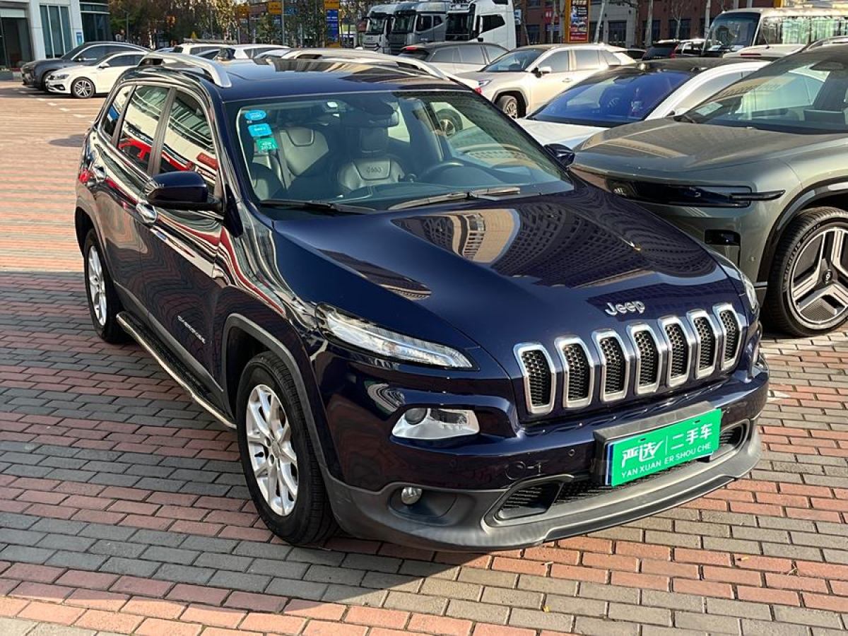 Jeep 自由光  2016款 2.4L 領(lǐng)先智能版圖片