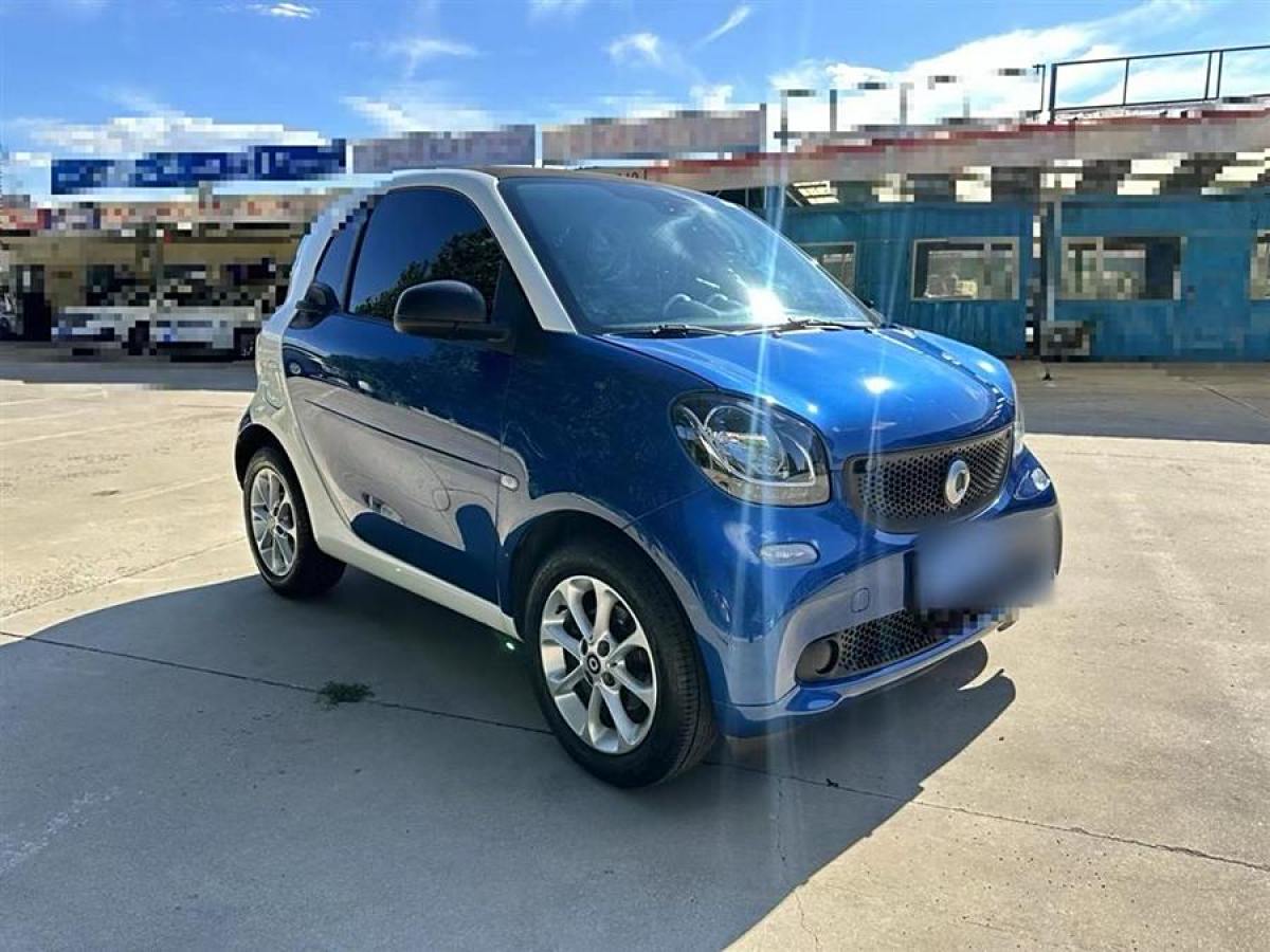 smart fortwo  2015款 1.0L 52千瓦硬頂靈動(dòng)版圖片