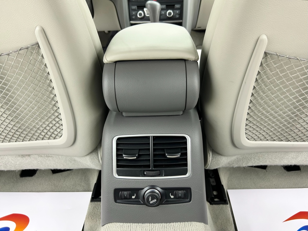奧迪 奧迪A6L  2009款 3.0 TFSI quattro 豪華型圖片