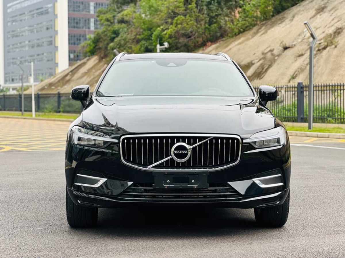 沃爾沃 XC60  2021款 T5 四驅(qū)智逸豪華版圖片
