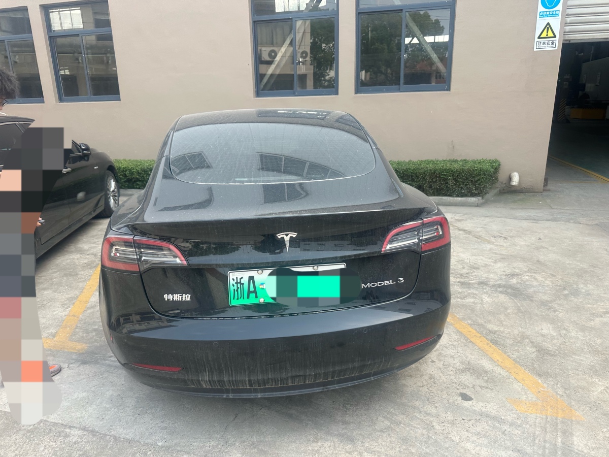 特斯拉 Model 3  2022款 后輪驅(qū)動版圖片
