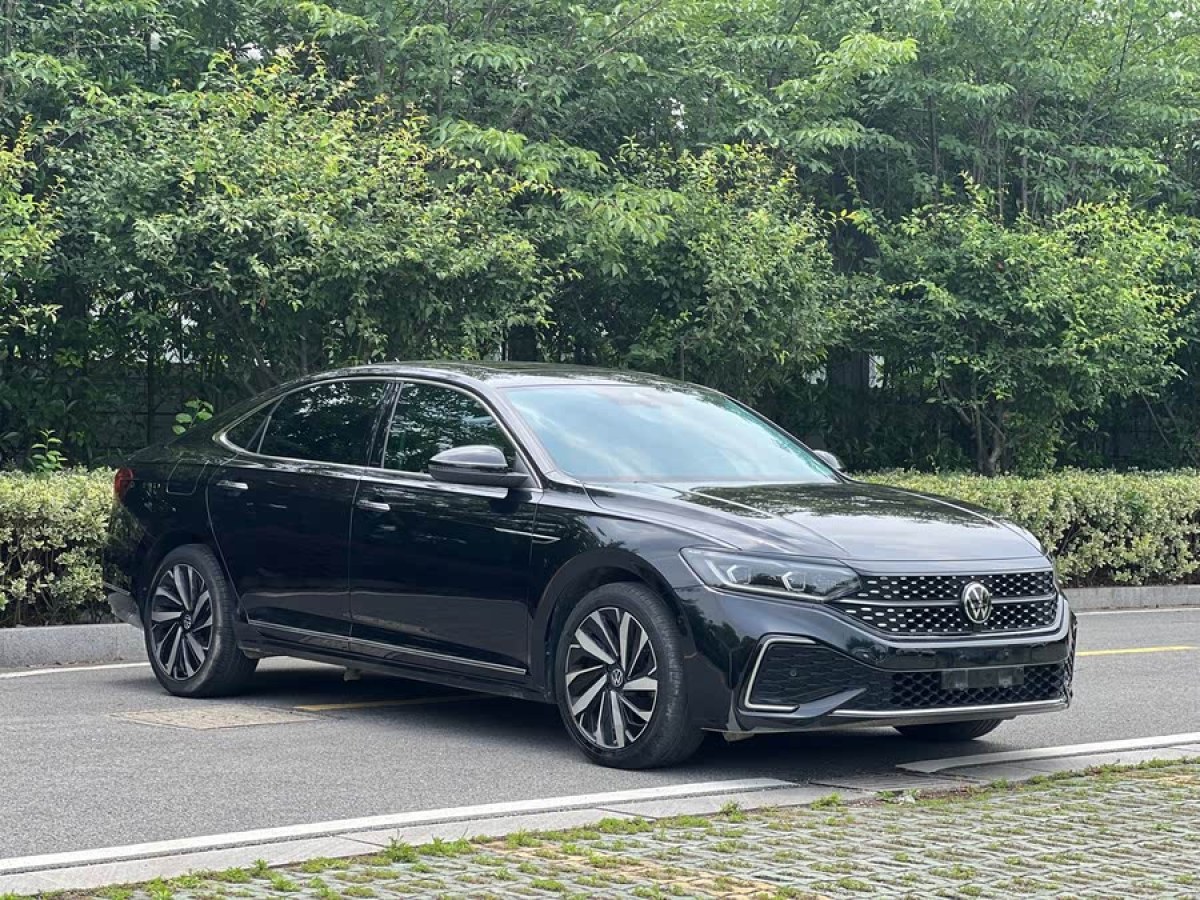 大眾 帕薩特  2022款 330TSI 星空豪華版圖片