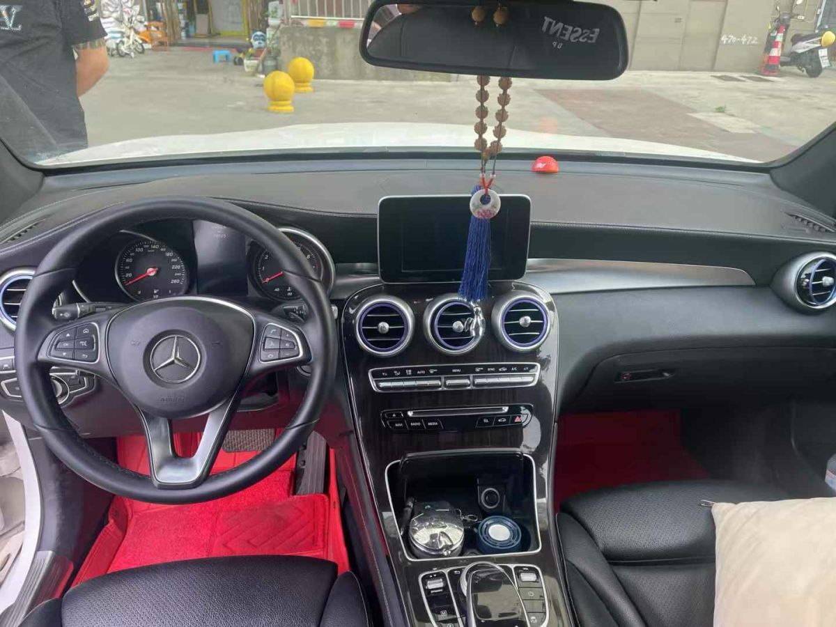 奔馳 奔馳GLC  2017款 GLC 300 4MATIC 豪華型圖片