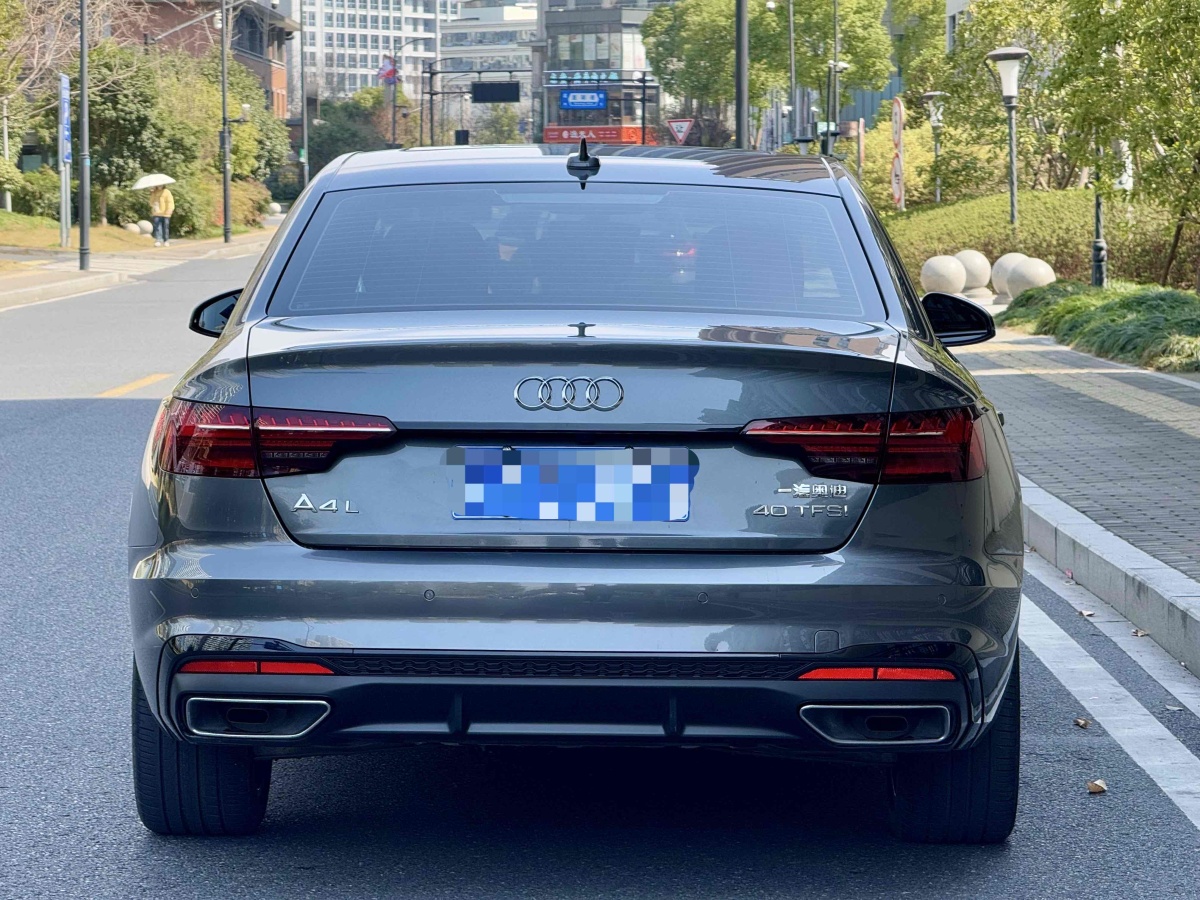 奧迪 奧迪A4L  2023款 40 TFSI 豪華動感型圖片