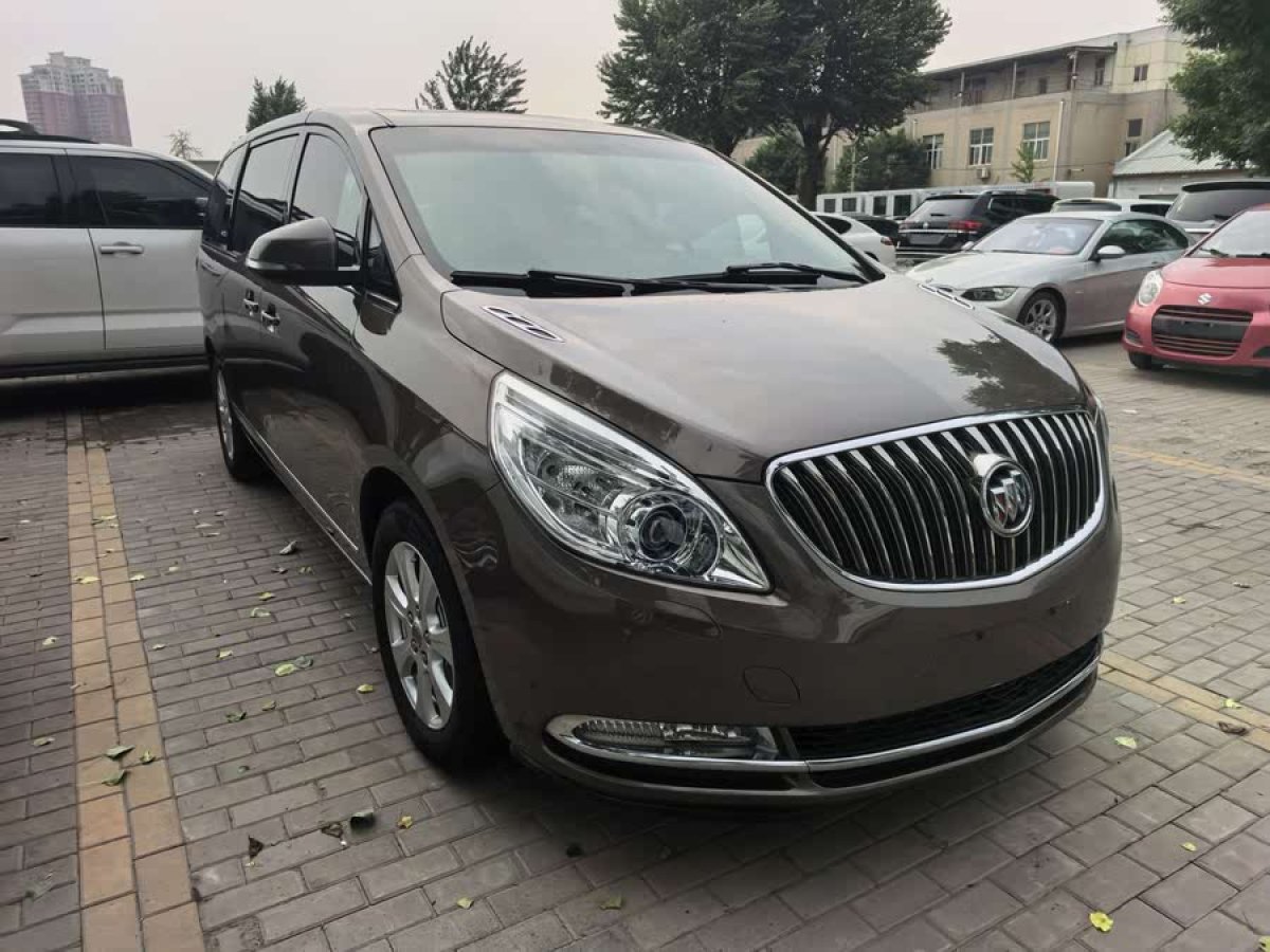 別克 GL8  2014款 3.0L XT豪華商務(wù)旗艦版圖片
