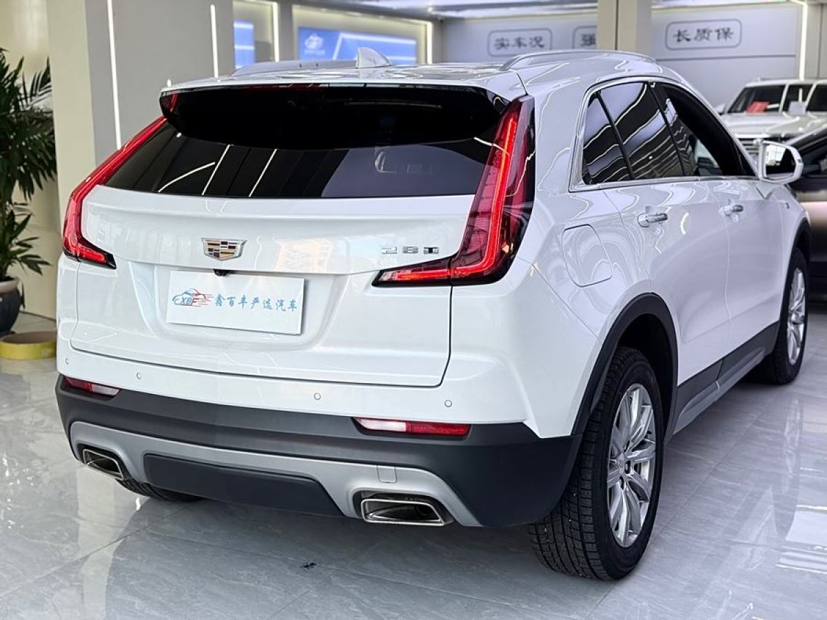 凱迪拉克 XT4  2018款 28T 兩驅(qū)領(lǐng)先型圖片