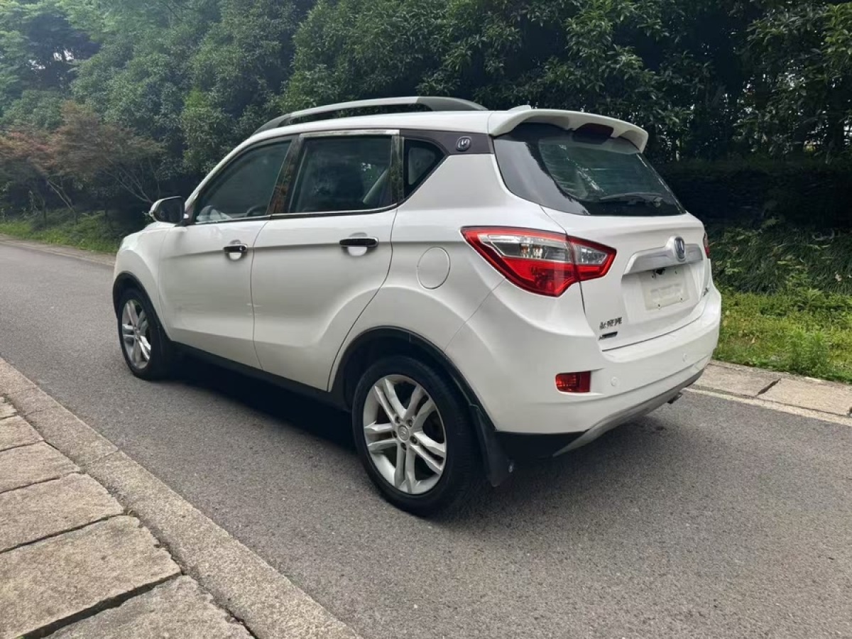 長安 CS35  2014款 1.6L 手動豪華型 國IV圖片