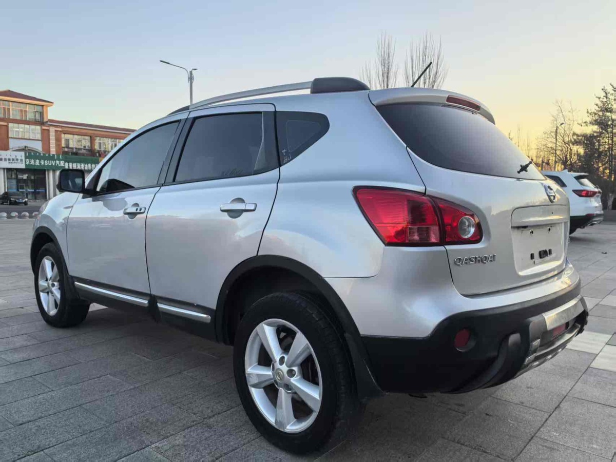 日產(chǎn) 逍客  2012款 2.0XV 雷 CVT 2WD圖片