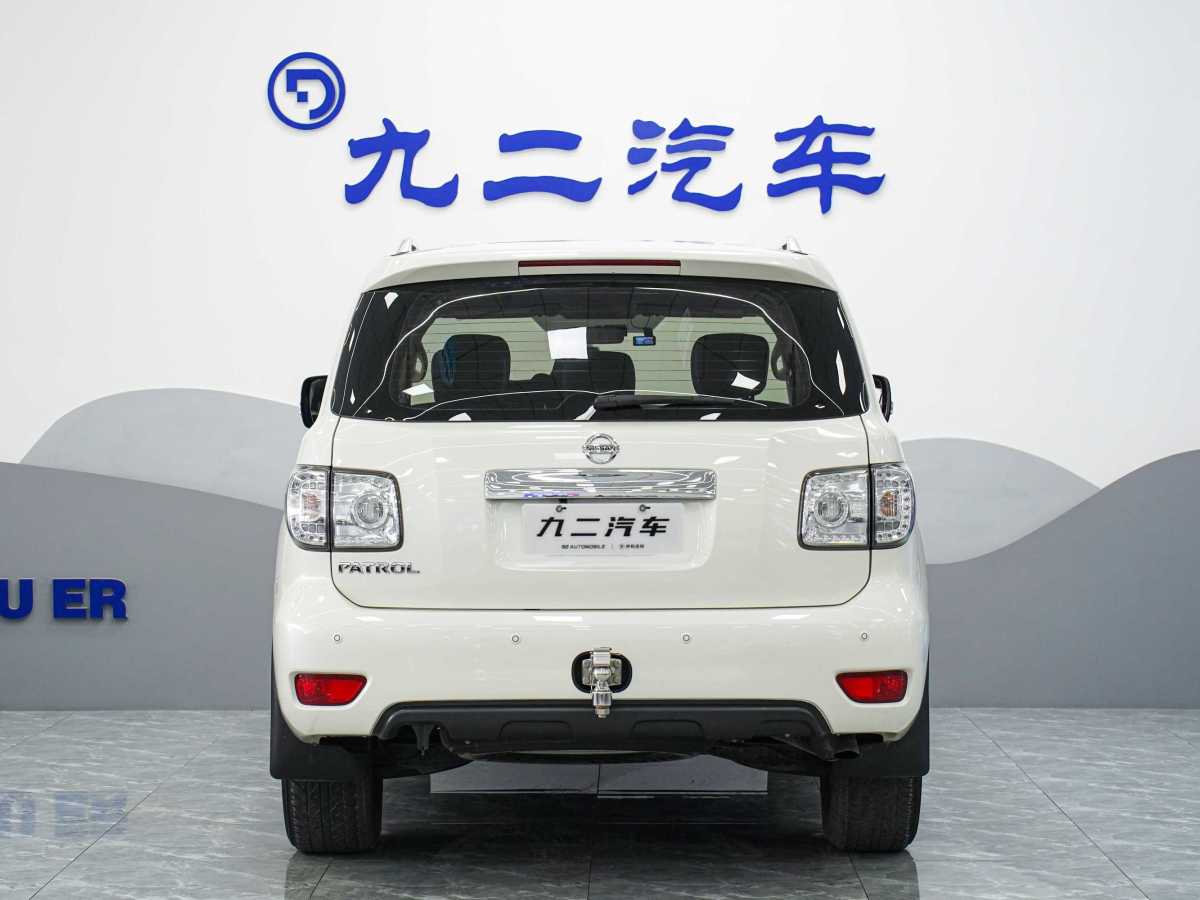 日产 途乐  2018款 4.0L 铂金型图片