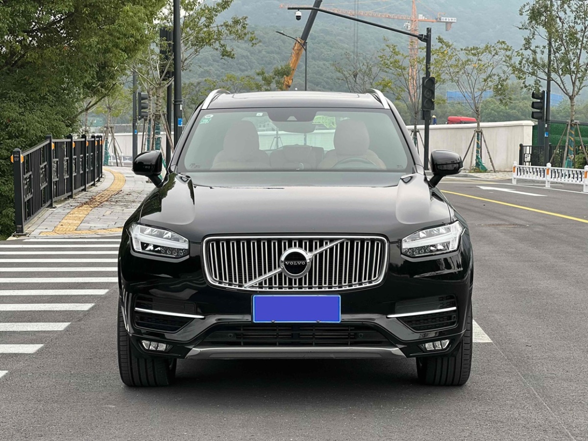 2019年8月沃爾沃 XC90  2019款 T5 智逸版 5座