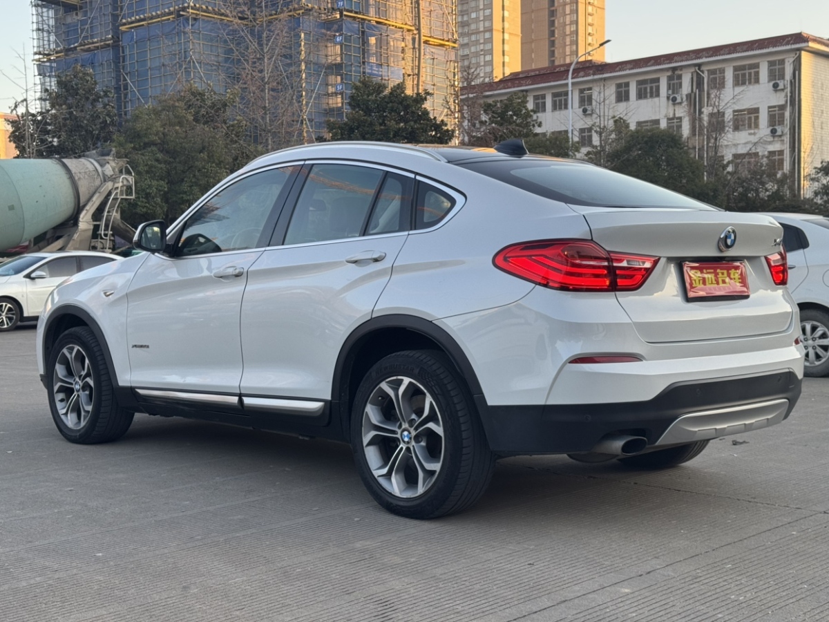 寶馬 寶馬X4  2014款 xDrive20i X設(shè)計(jì)套裝圖片