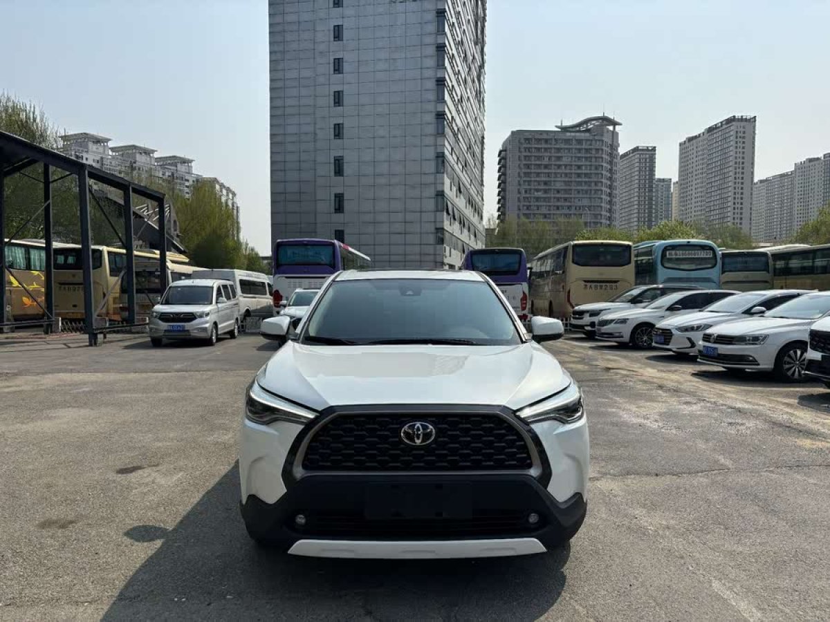 豐田 卡羅拉銳放  2022款 2.0L 豪華版圖片