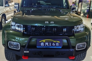 BJ40 北京 2.0T 自動四驅(qū)致敬2020版?zhèn)b客型