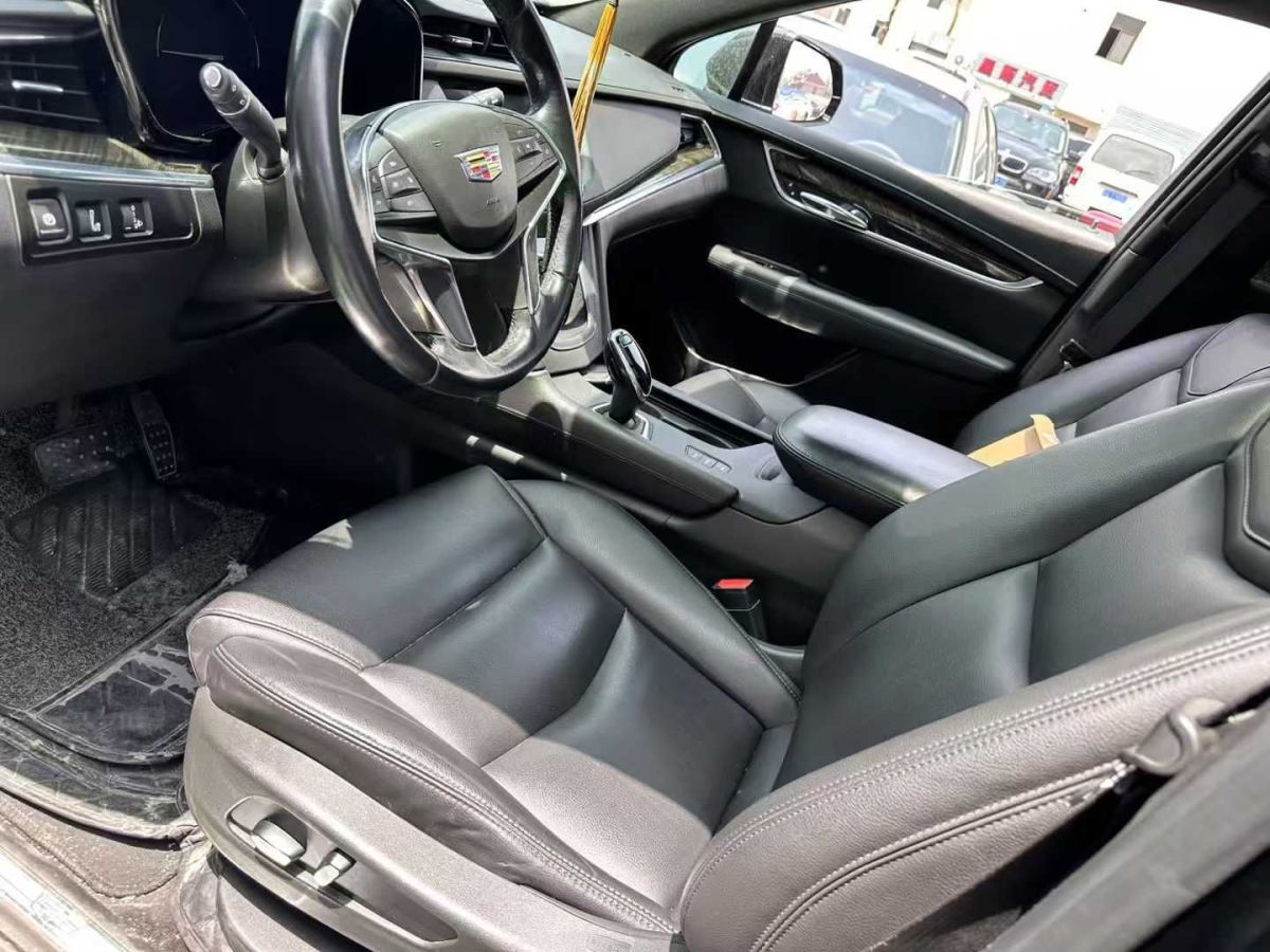 凱迪拉克 XT6  2019款 28T 四驅(qū)豪華型圖片