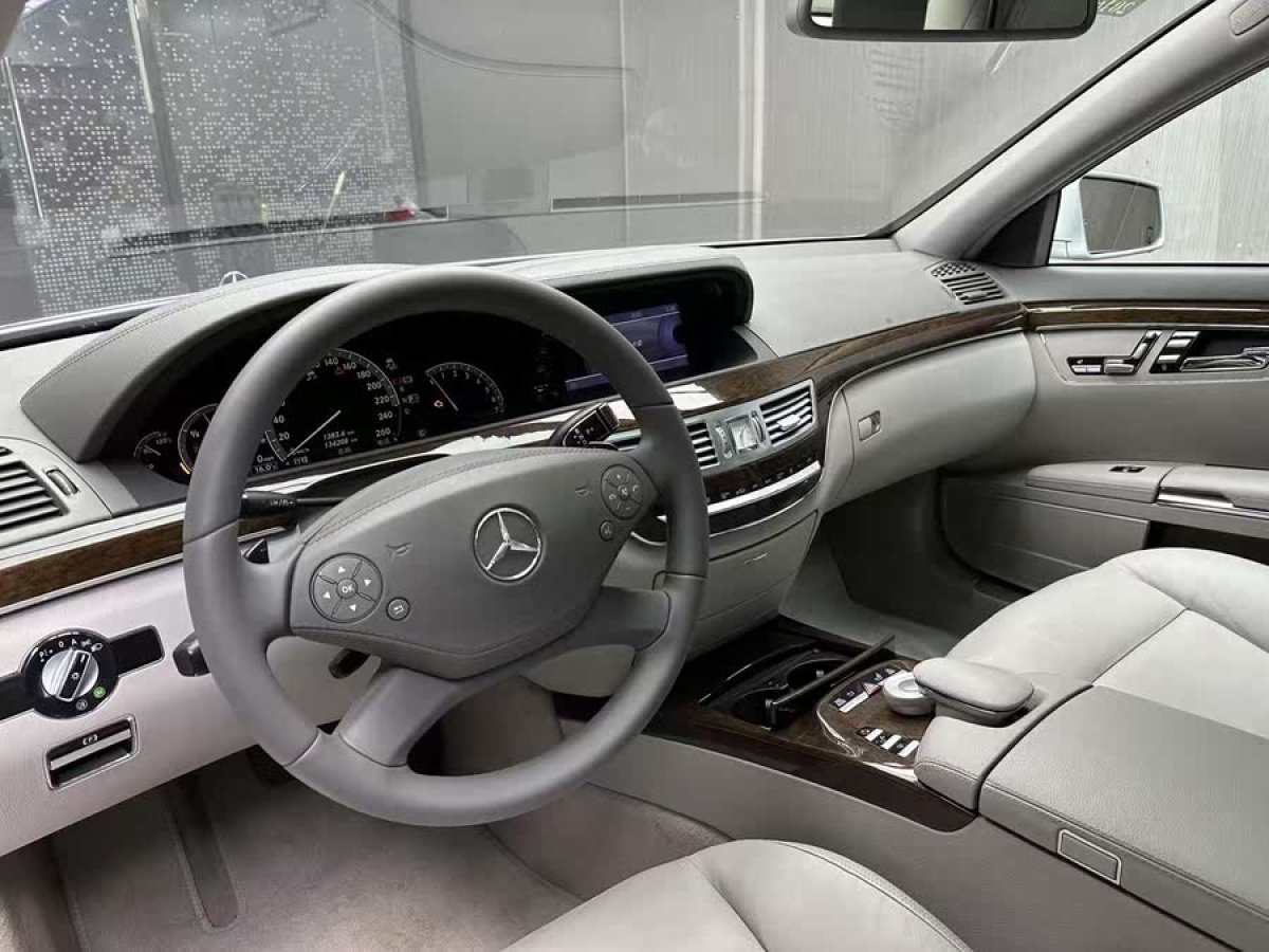 奔馳 奔馳S級  2010款 S 300 L 商務(wù)型圖片