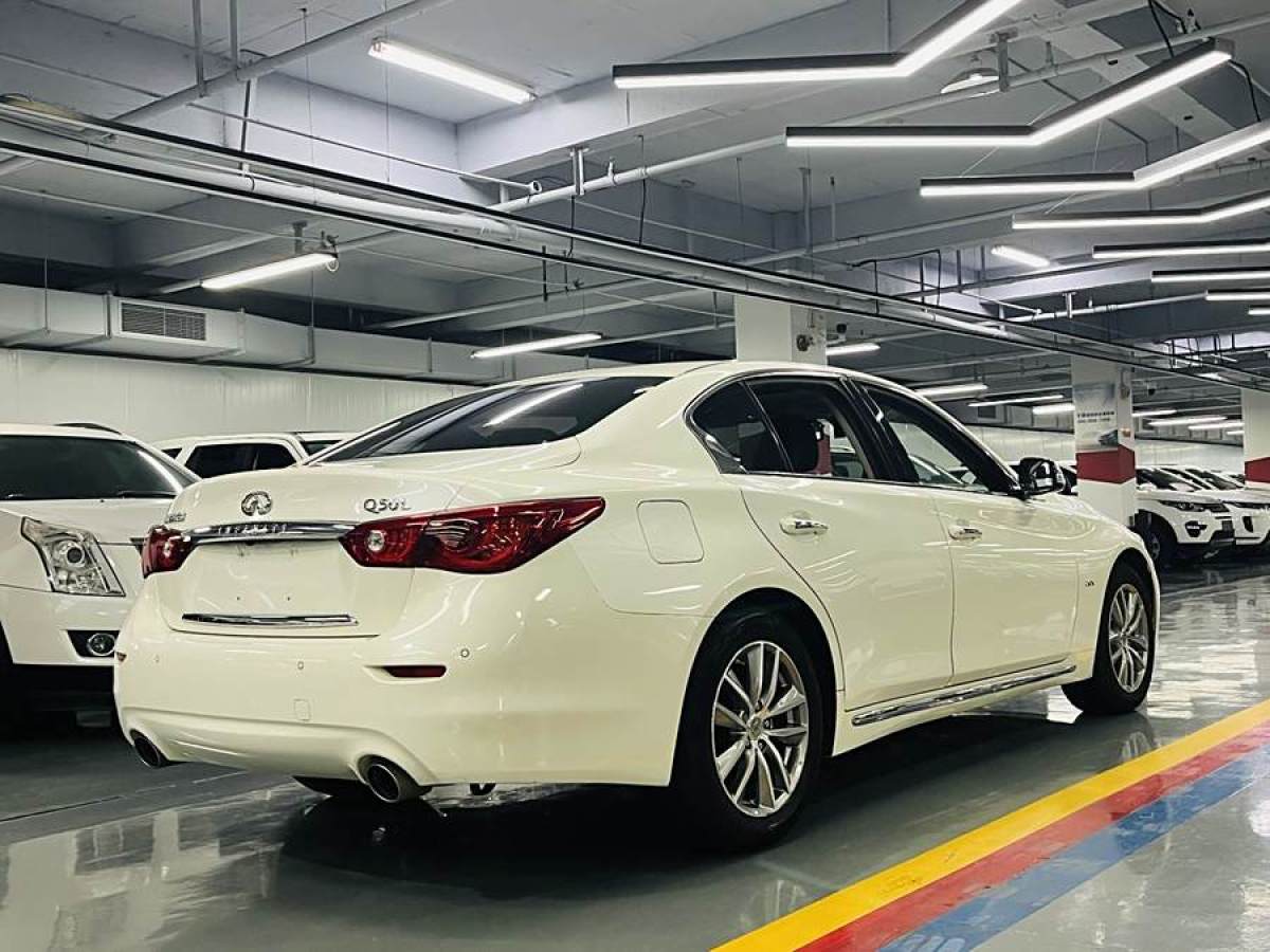 2016年5月英菲尼迪 Q50L  2015款 2.0T 悅享版