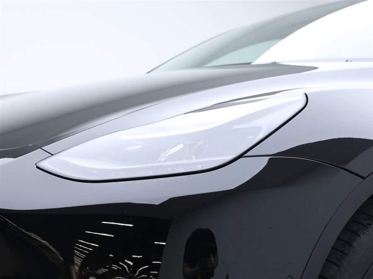 特斯拉 Model Y  2021款 長續(xù)航全輪驅動版 3D7圖片