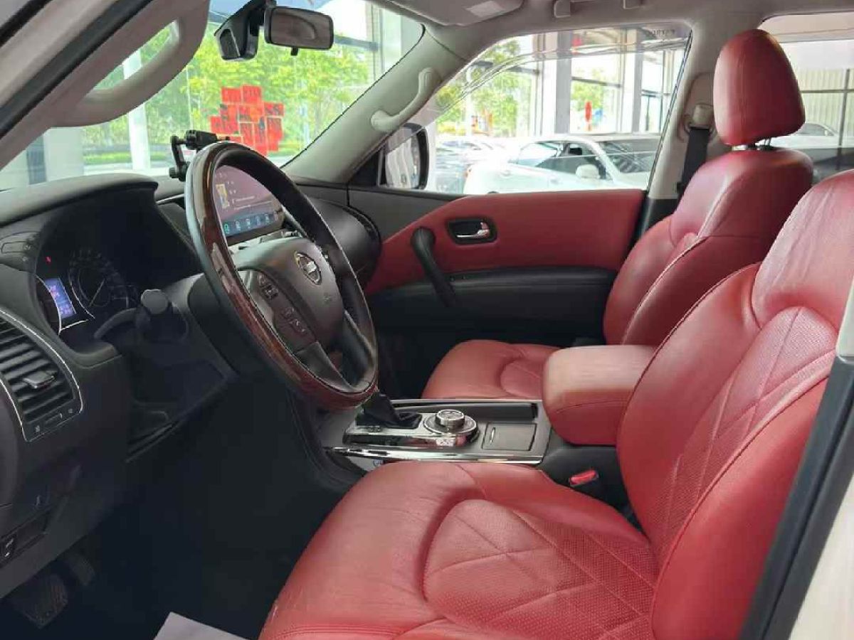 日產(chǎn) 途樂(lè)  2018款 4.0L 旗艦型圖片