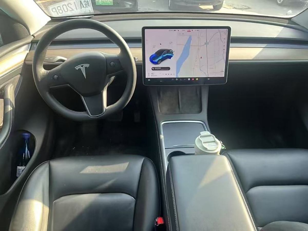 特斯拉 Model 3  2021款 改款 標準續(xù)航后驅(qū)升級版圖片