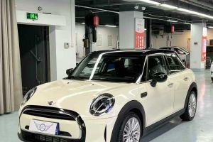 COUNTRYMAN MINI 1.5T COOPER ALL4