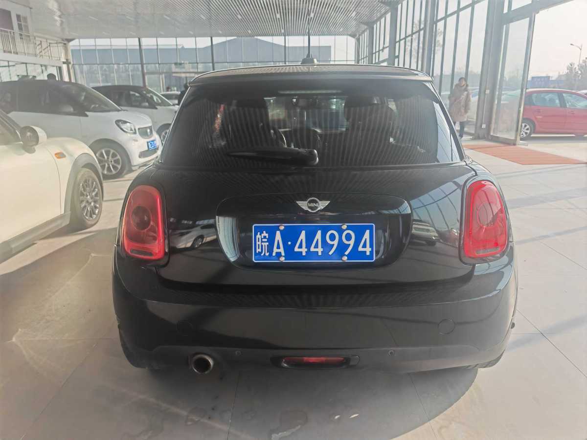 MINI MINI  2015款 1.2T ONE 五門版圖片