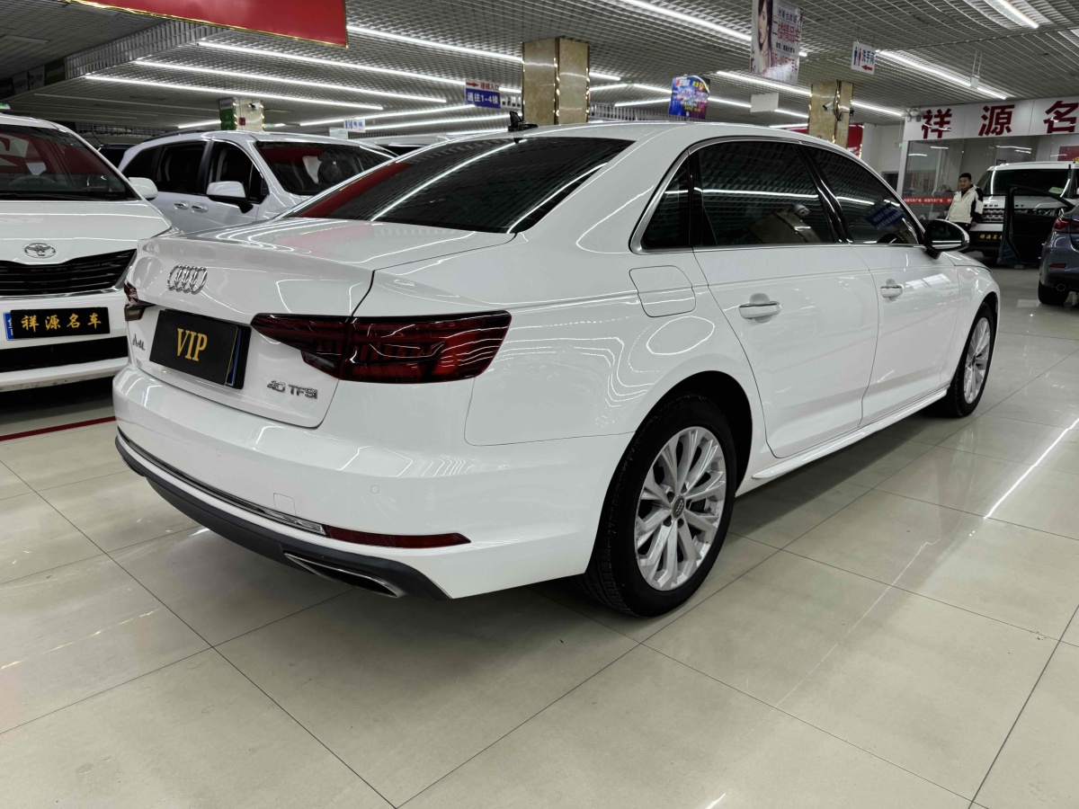 奧迪 奧迪A4L  2019款 40 TFSI 進(jìn)取型 國V圖片