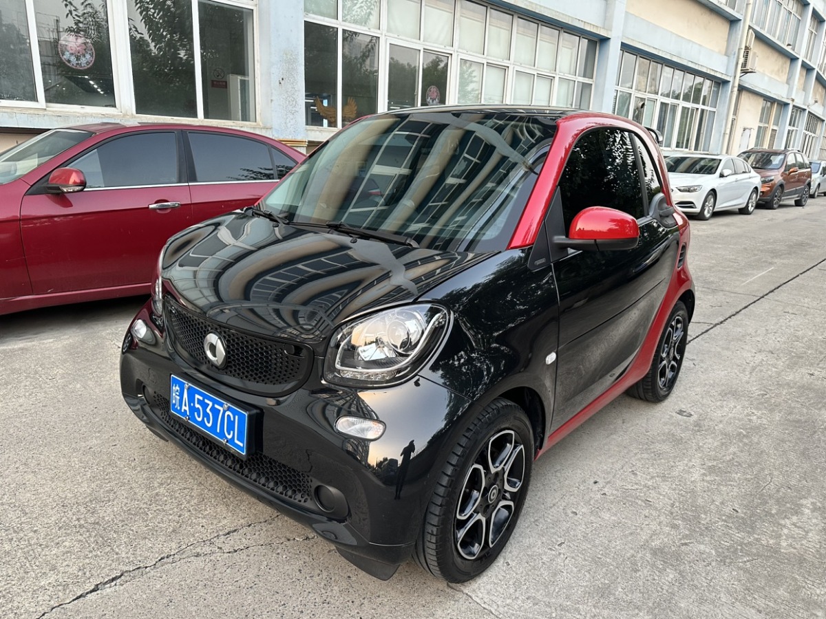 2019年11月smart fortwo  2019款 0.9T 66千瓦硬頂先鋒版 國VI