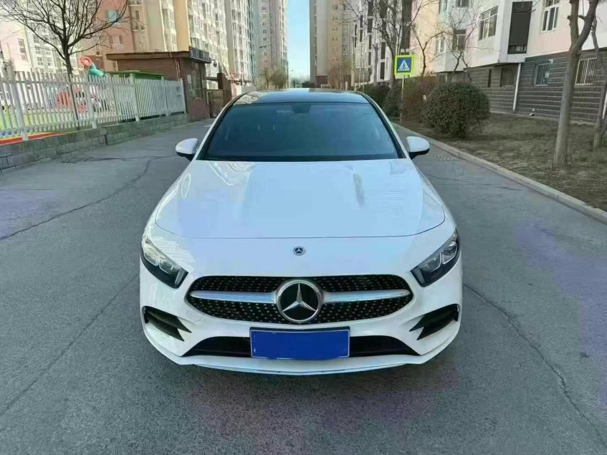 奔馳 邁巴赫S級  2023款 S 680 4MATIC Haute Voiture 限量高定版圖片