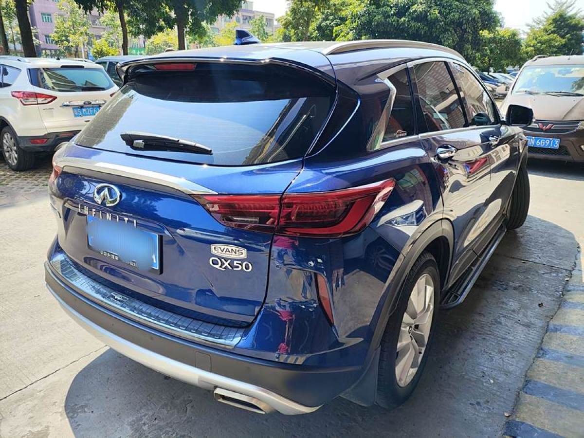 2019年8月英菲尼迪 QX50  2018款 2.0T 兩驅(qū)時(shí)尚版