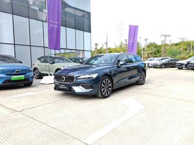 2023年10月 沃爾沃 V60(進(jìn)口) B5 智遠(yuǎn)豪華版圖片