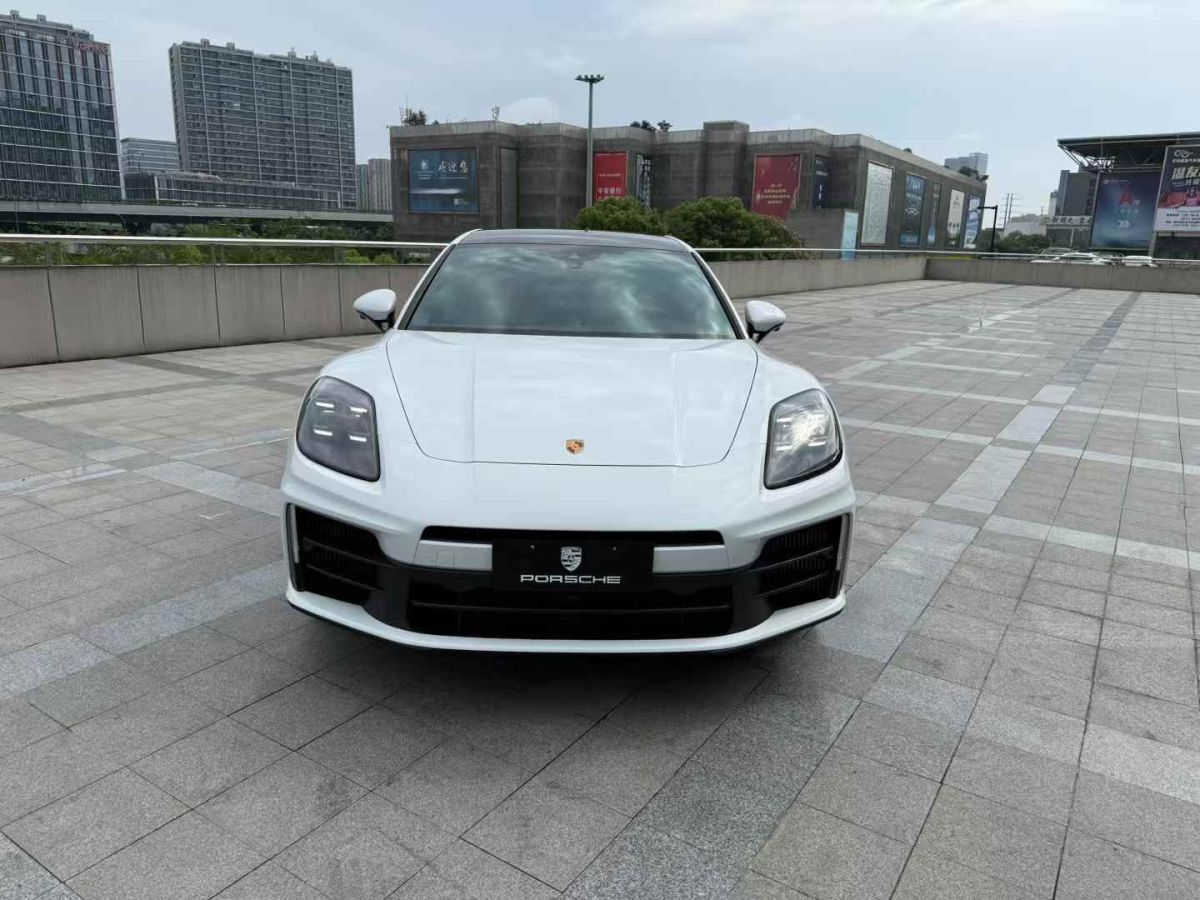 保時捷 911  2024款 Turbo 3.7T 50周年紀(jì)念版圖片