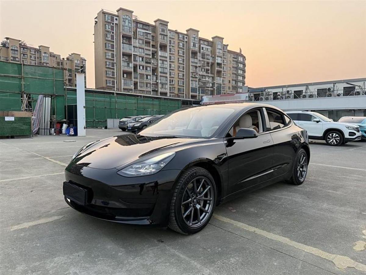 特斯拉 Model Y  2022款 改款 后輪驅(qū)動版圖片