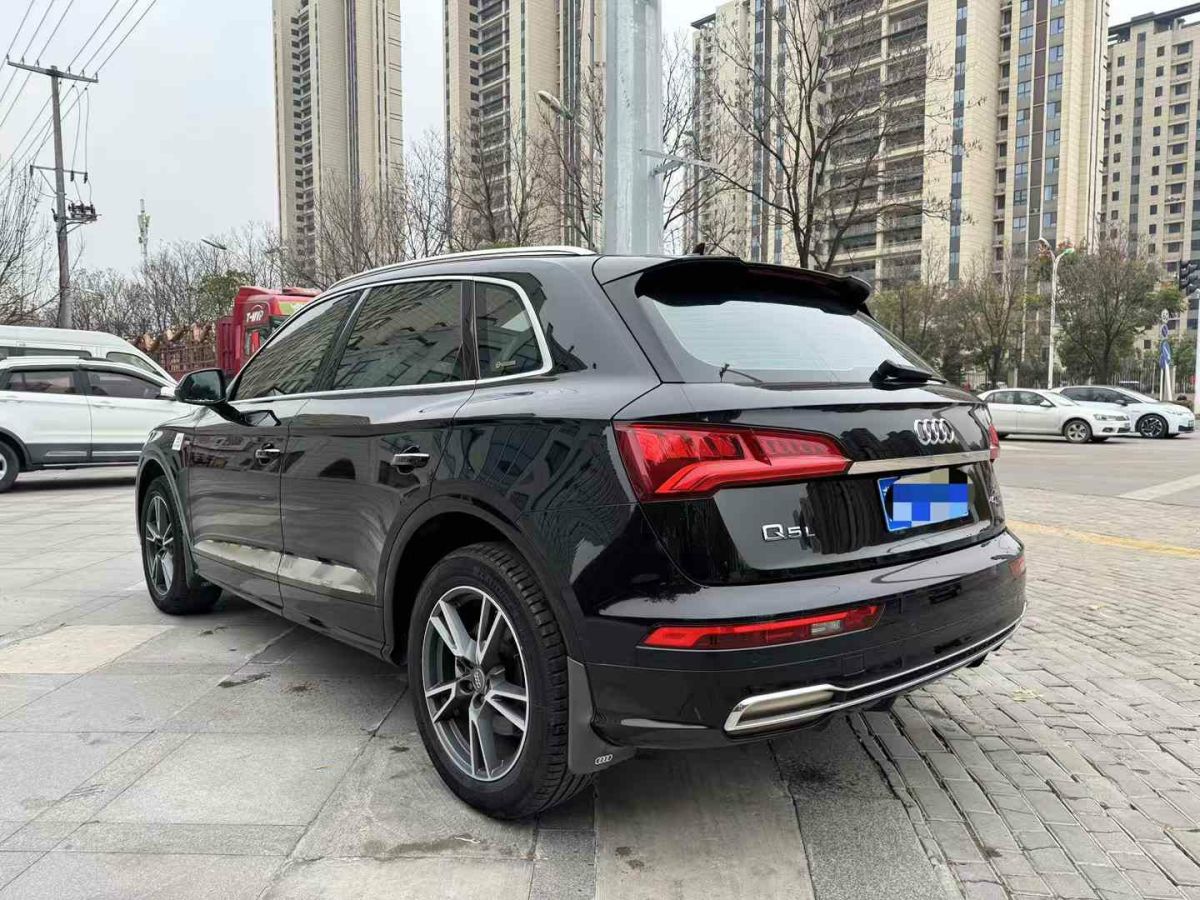 奧迪 奧迪Q3  2019款  35 TFSI 時尚動感型圖片